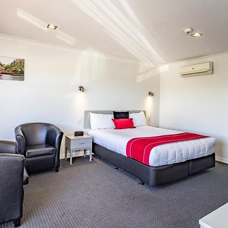 Pukekura Motor Lodge New Plymouth Exterior photo A typical motel room