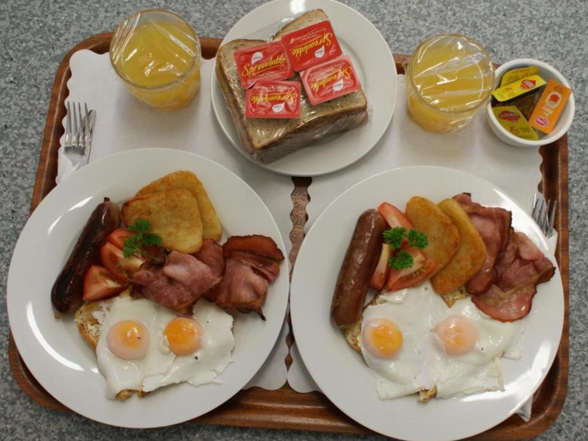 Pukekura Motor Lodge New Plymouth Exterior photo A cooked breakfast